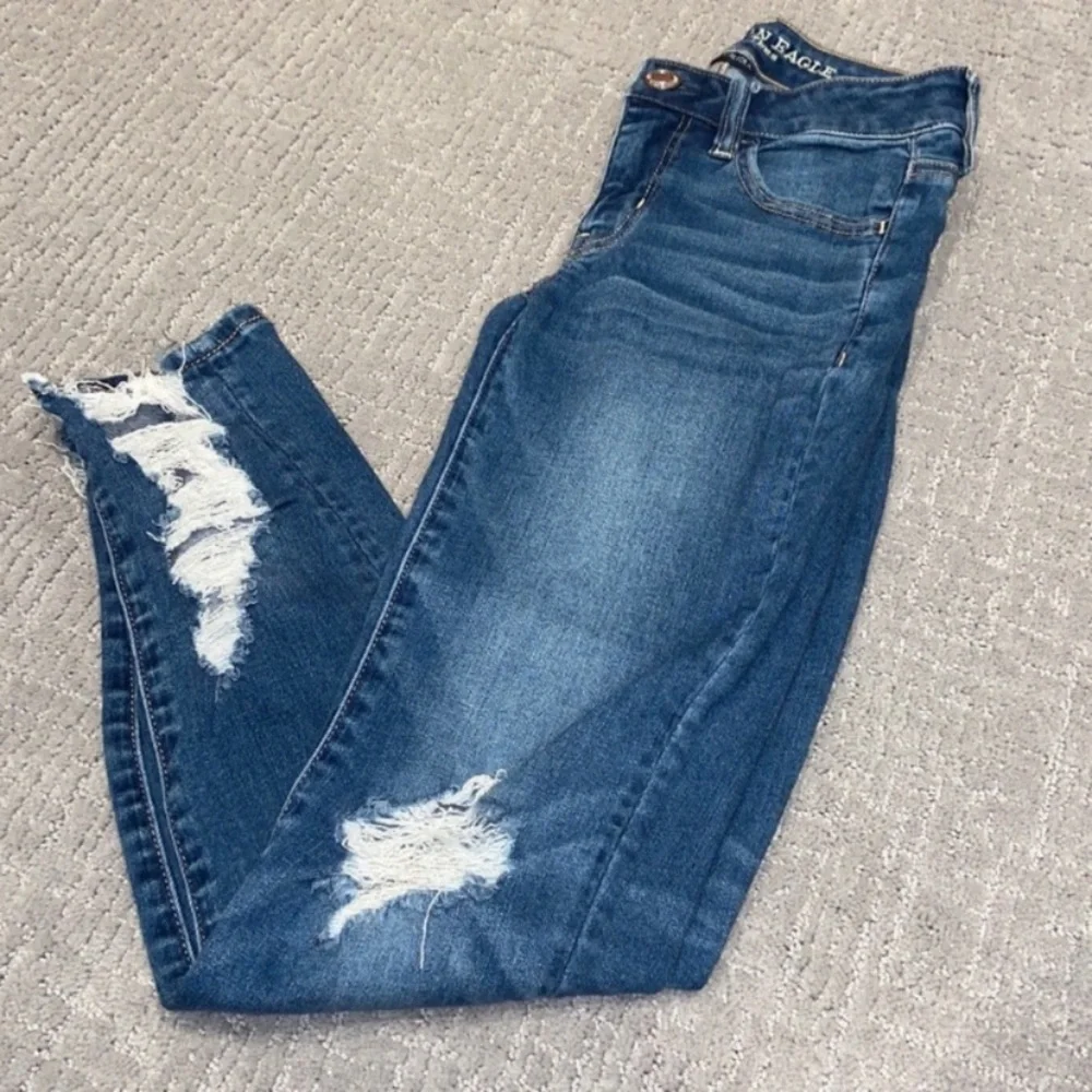 AE Ripped Jeans - Picture 1 of 2